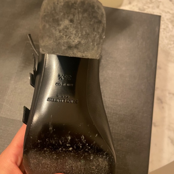 SAINT LAURENT PARIS BABIES Leather sandals - Picture 6 of 11